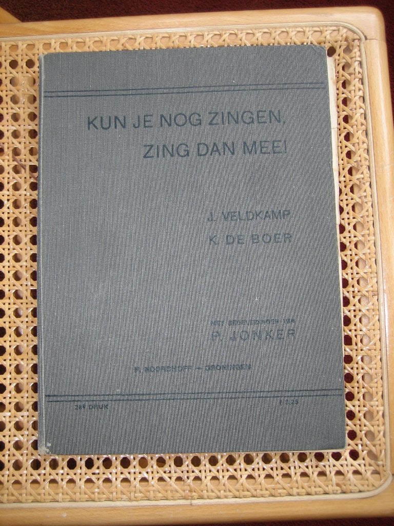 Zangboek "kun je nog zingen, zing dan mee!" 28e druk 1929, Gelezen, Diverse auteurs, Ophalen of Verzenden, Algemeen