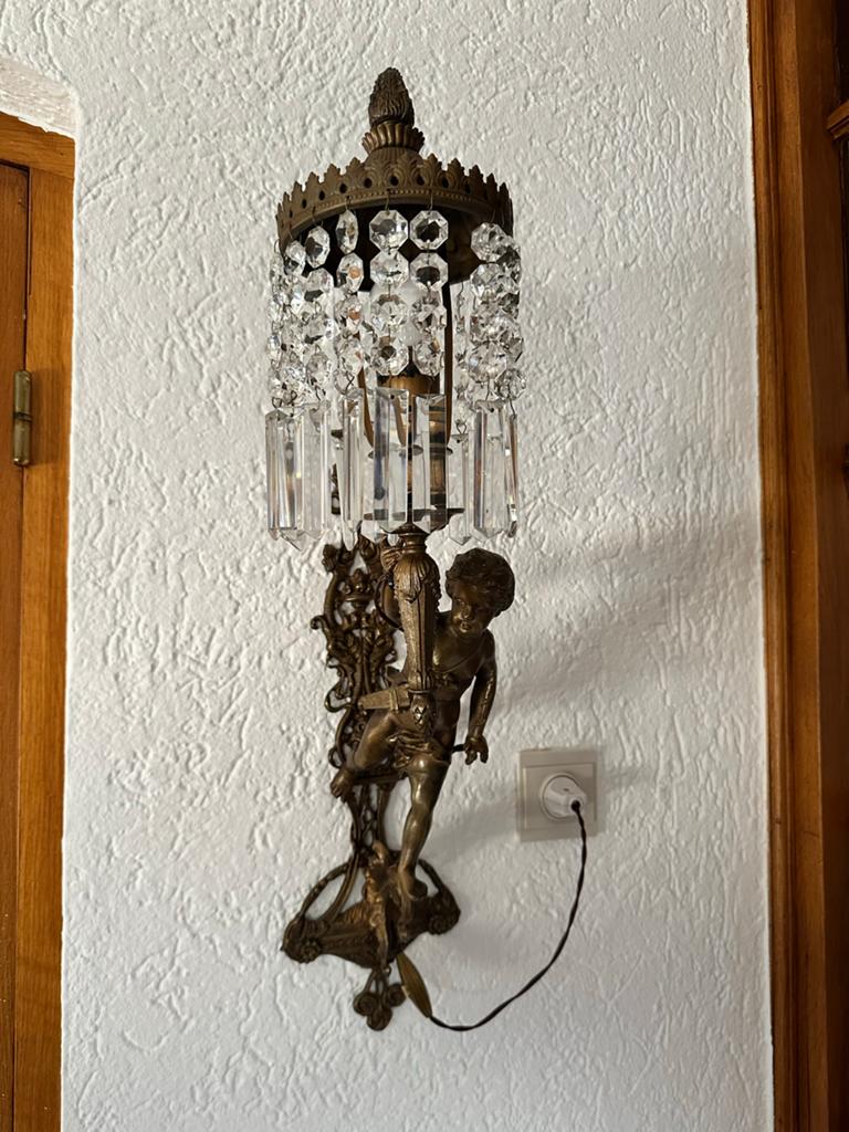 Antieke bronzen wandlamp engelbeeld, Ophalen