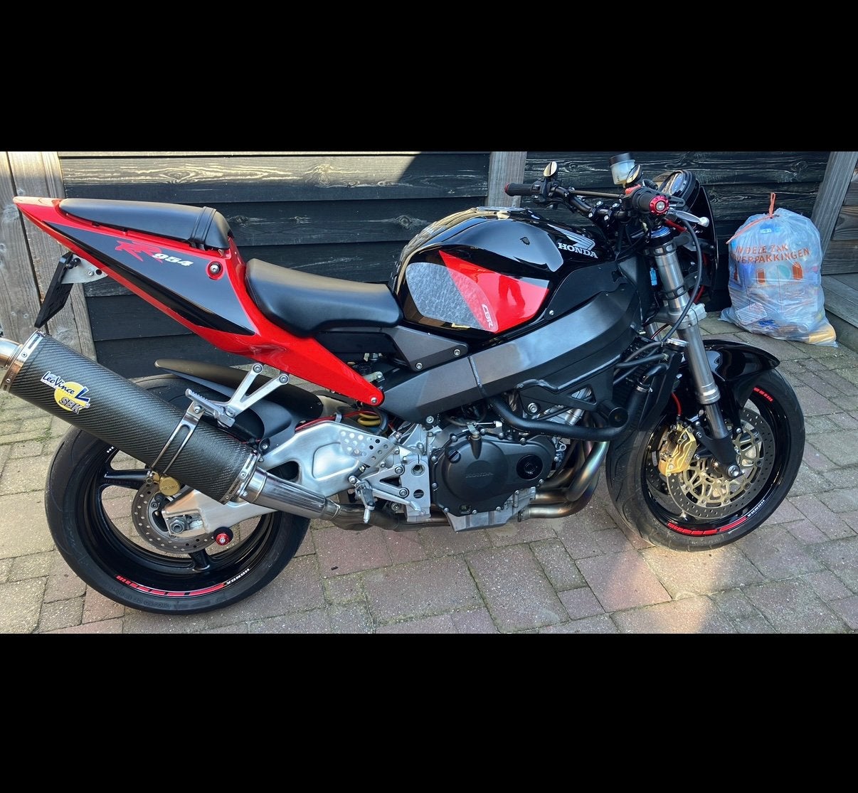 Honda CBR 954 rr Naked Bike 2003, 4 cilinders, Motorrijbewijs A, Gebruikt, Particulier