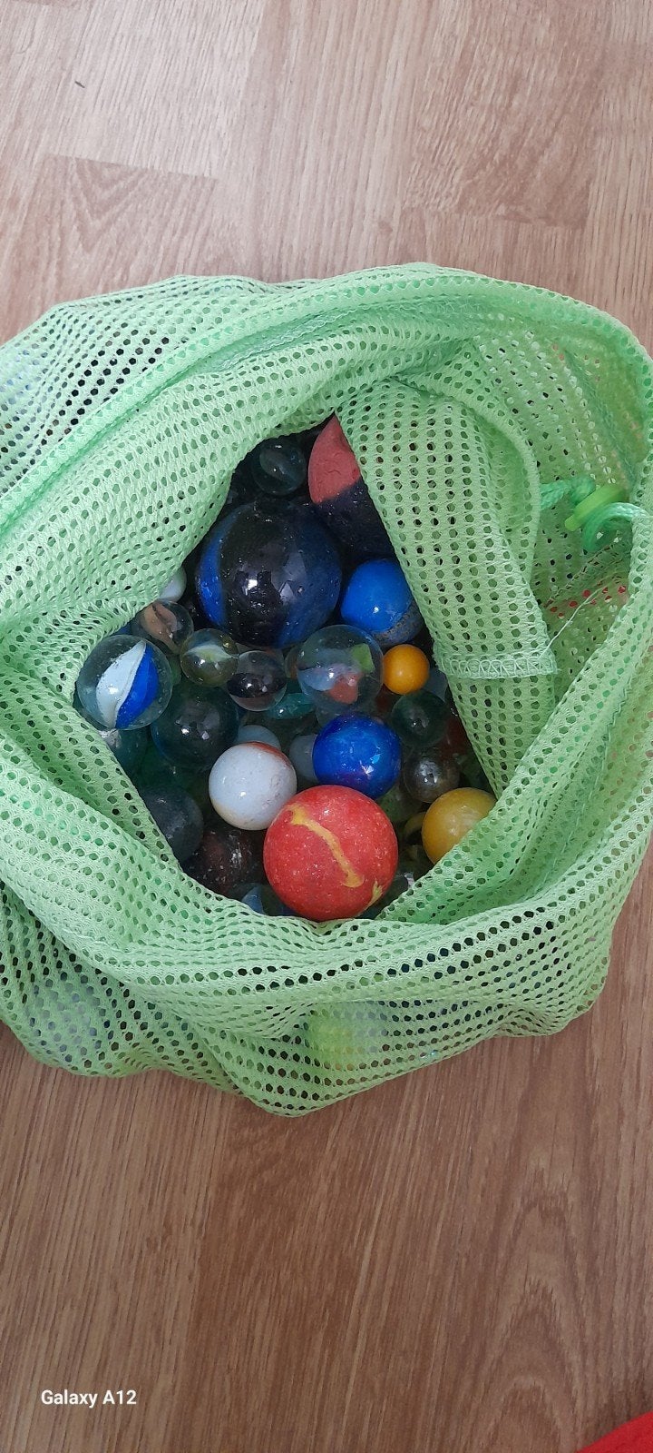 Grote collectie knikkers in diverse kleuren en maten, Kinderen en Baby's, Speelgoed | Overig, Ophalen of Verzenden