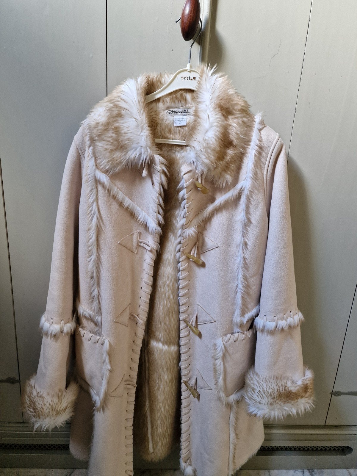 Etincelle co. Damesjas met bont en toggles, Maat 38/40 (M), Etincelle co., Beige, Ophalen of Verzenden