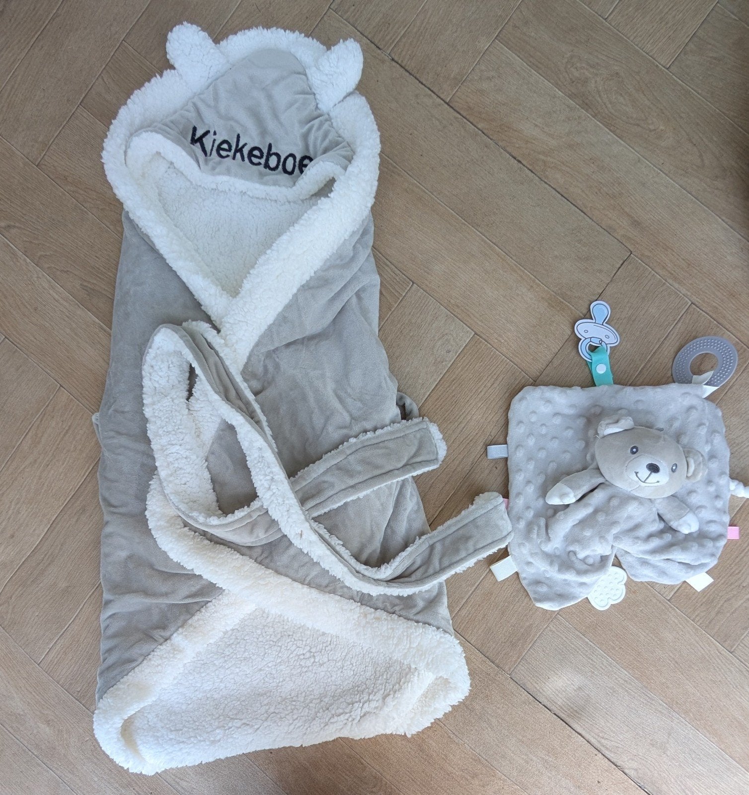 Wikkeldoek en knuffeldoekje met labeltjes nieuw, Ophalen of Verzenden, Nieuw