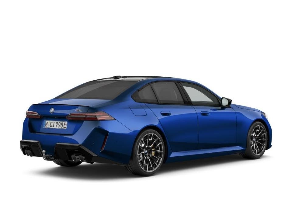 BMW M5 Sedan | M Drivers Pack | Comfort Pack | Bowers & Wilk, Automaat, 135 min, Hybride Elektrisch/Benzine, Sedan
