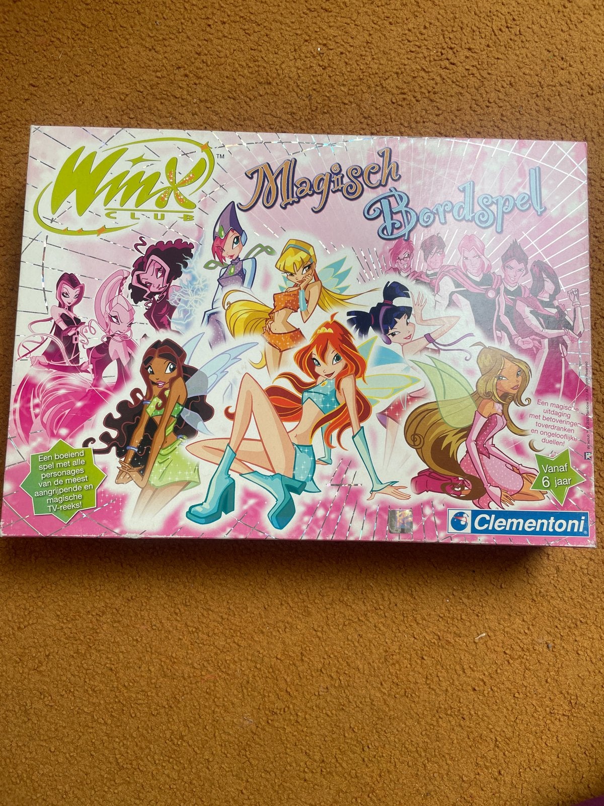 Winx Club Magisch Bordspel Clementoni, Drie of vier spelers, Ophalen of Verzenden, Zo goed als nieuw