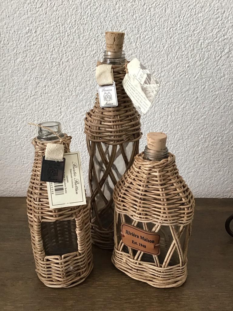 Riviera Maison rotan flessen - Zo goed als nieuw, Ophalen of Verzenden, Nieuw