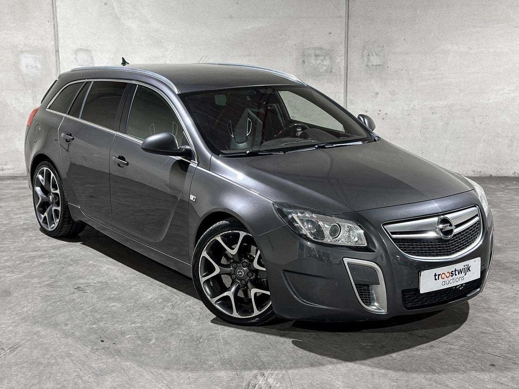 Opel Insignia OPC Sports Tourer 2.8 T 4x4 2.8 V6 325pk 2011,, Auto's, Opel, Automaat, Euro 5, Gebruikt, 120 €/maand