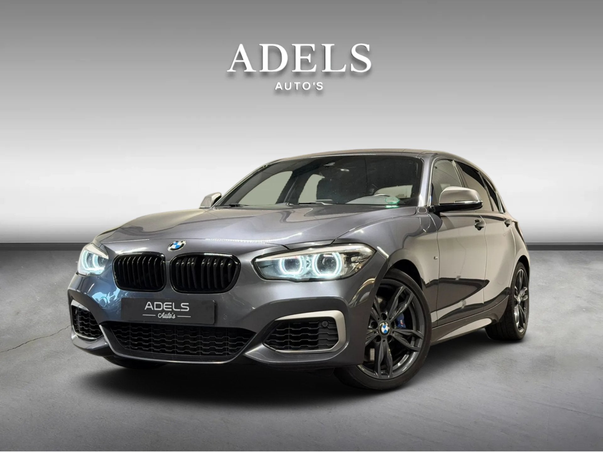 BMW 1-serie M140i Special Edition Dealer Onderhouden, Auto's, BMW, Achterwielaandrijving, Gebruikt, Zwart, 340 pk