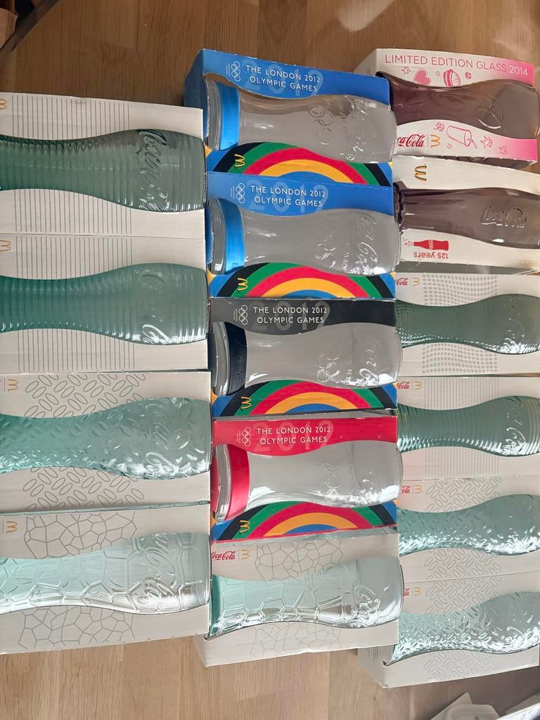 15 Coca Cola glazen (McDonald's), Verzamelen, Glas en Borrelglaasjes, Ophalen, Nieuw, Frisdrankglas