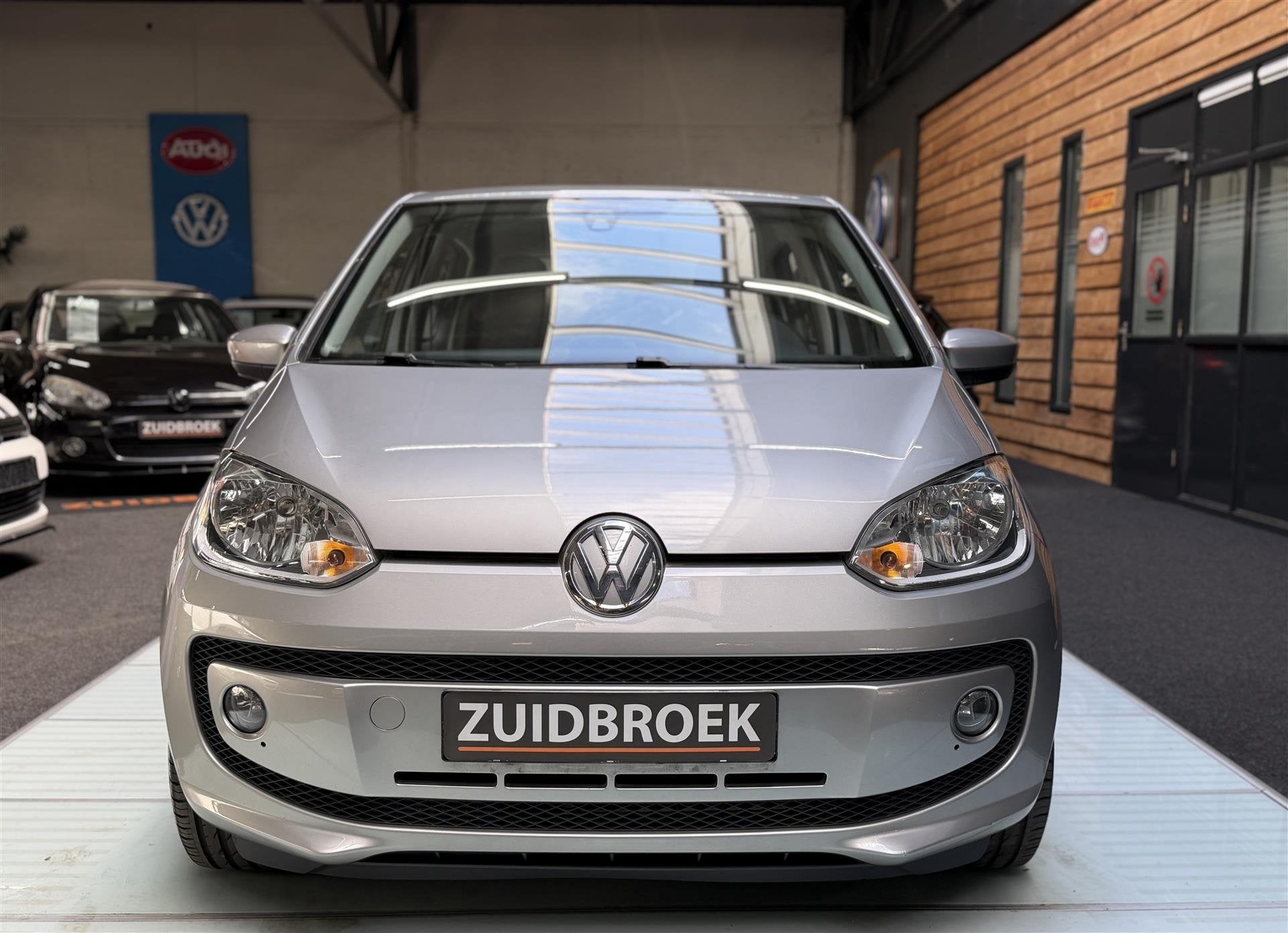 Volkswagen up! 1.0 Move up! Automaat! Cruise! Airco!, Automaat, Gebruikt, Up!, 1290 kg