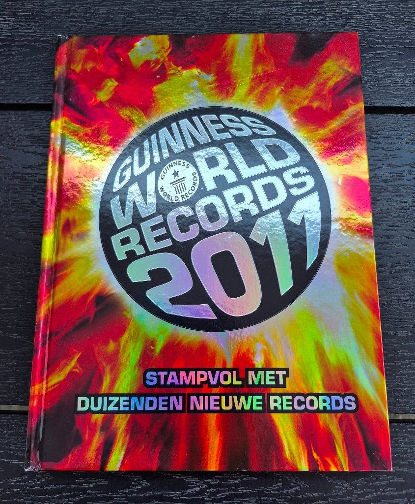 Guinness World Records 2011, Ophalen of Verzenden, Zo goed als nieuw, Overige onderwerpen, Los deel