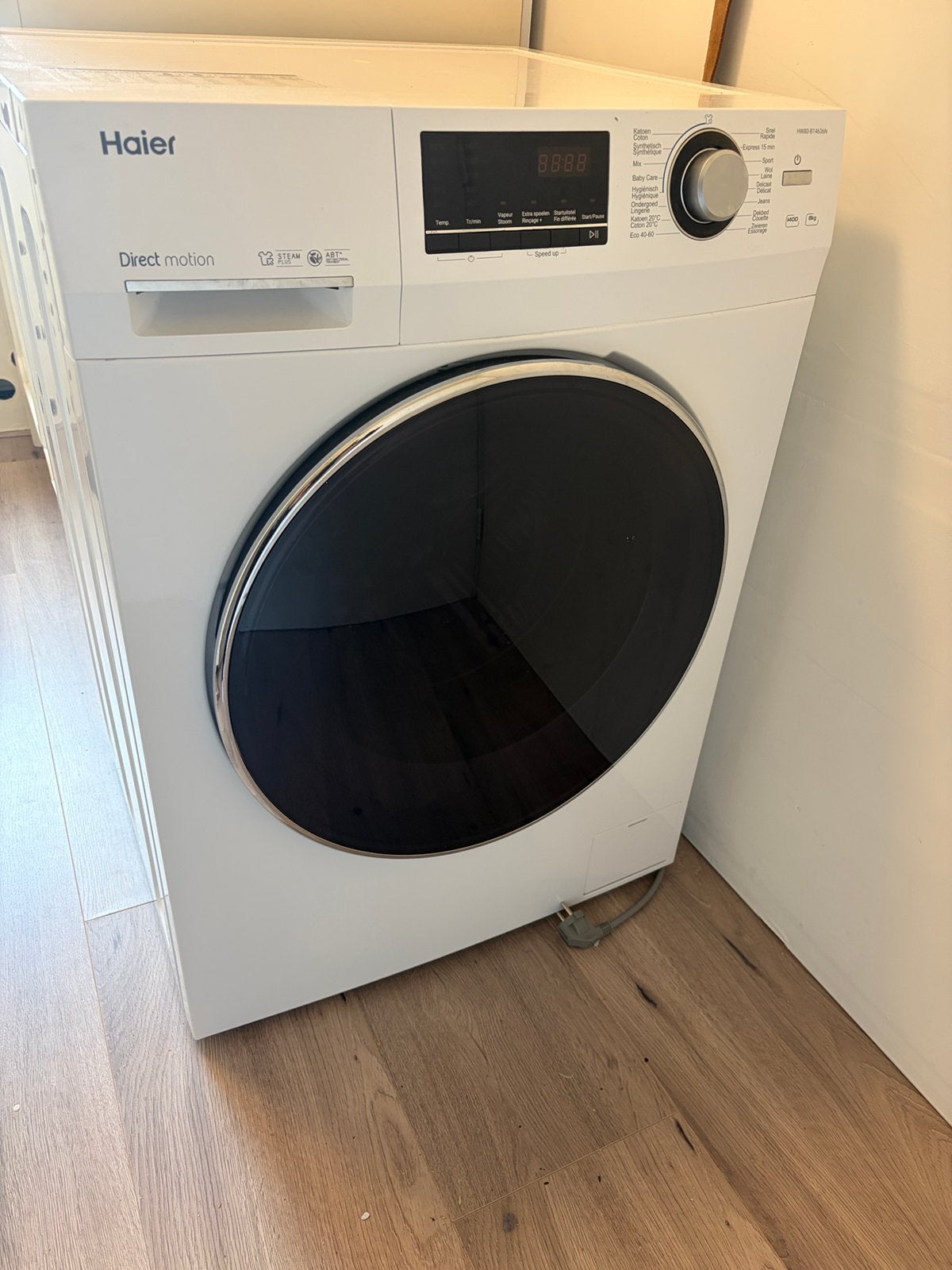 Haier HE80-B14636N, Ophalen, Wolwasprogramma, Zo goed als nieuw, Voorlader