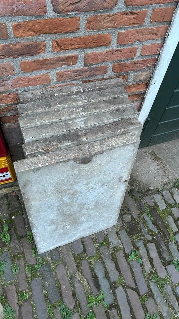 Gebruikte betonnen terrastegels en vierkante keien, Tuin en Terras, Tegels en Klinkers, Ophalen, Gebruikt, 10 m² of meer, Beton