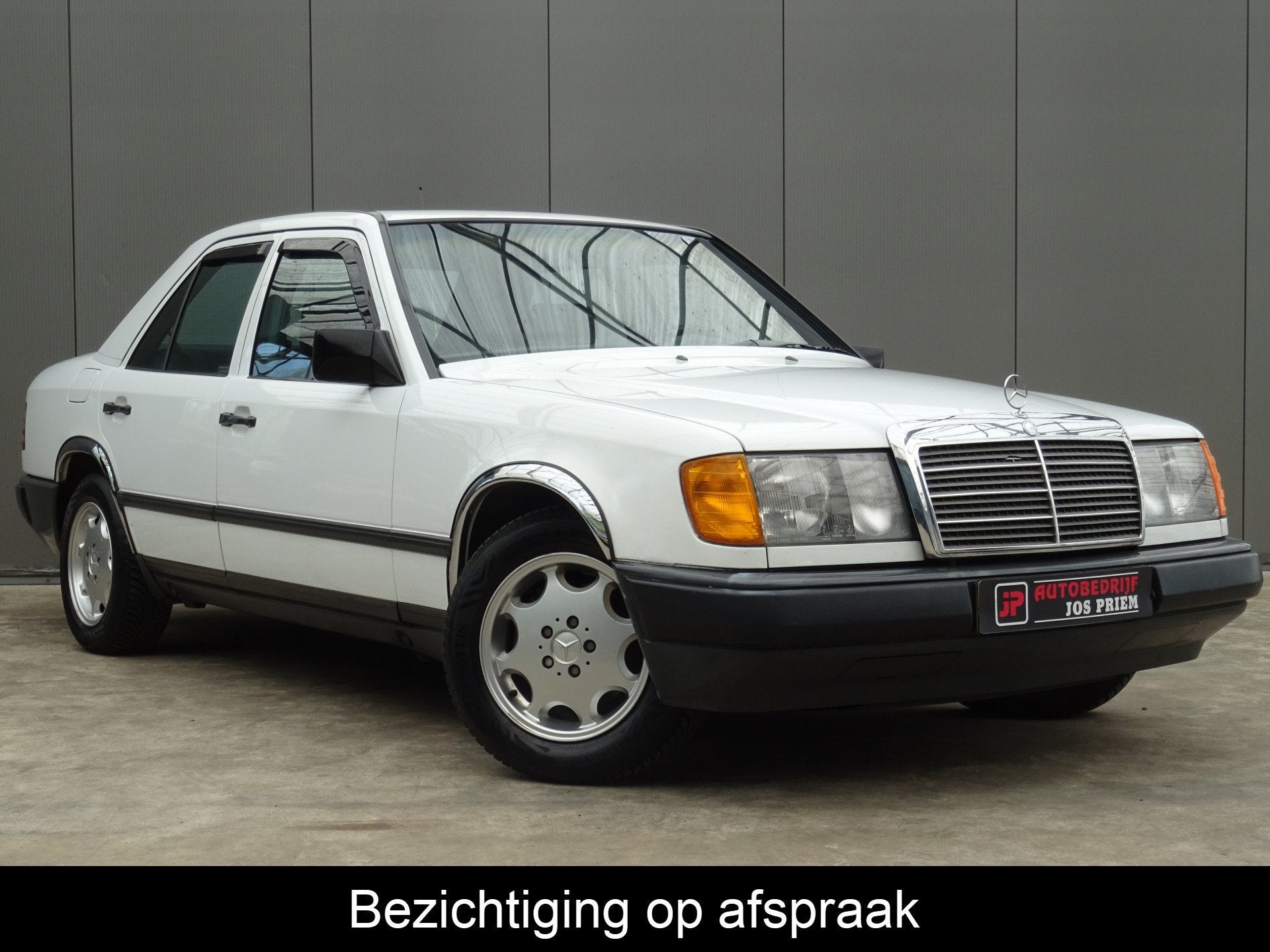 Mercedes-Benz 200-280 (W124) 230 E *Mercedes-Benz 200-280 (W, Auto's, Oldtimers, Automaat, Mercedes-Benz, Bedrijf, Sedan