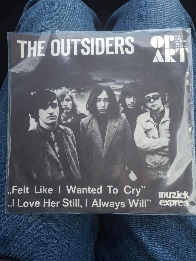 The Outsiders - Felt Like I Wanted To Cry / I Love Her Still, Cd's en Dvd's, Vinyl Singles, Gebruikt, 7 inch, Single, Ophalen of Verzenden