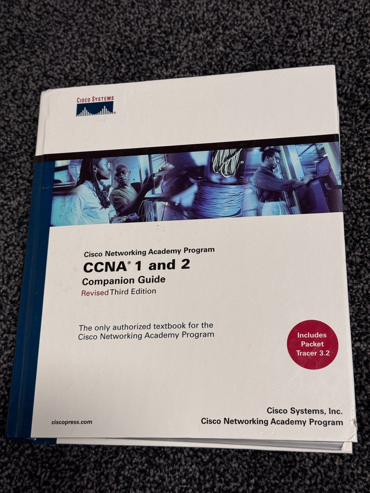 Cisco CCNA 1 en 2 Companion Guide, Ophalen of Verzenden, Zo goed als nieuw, HBO
