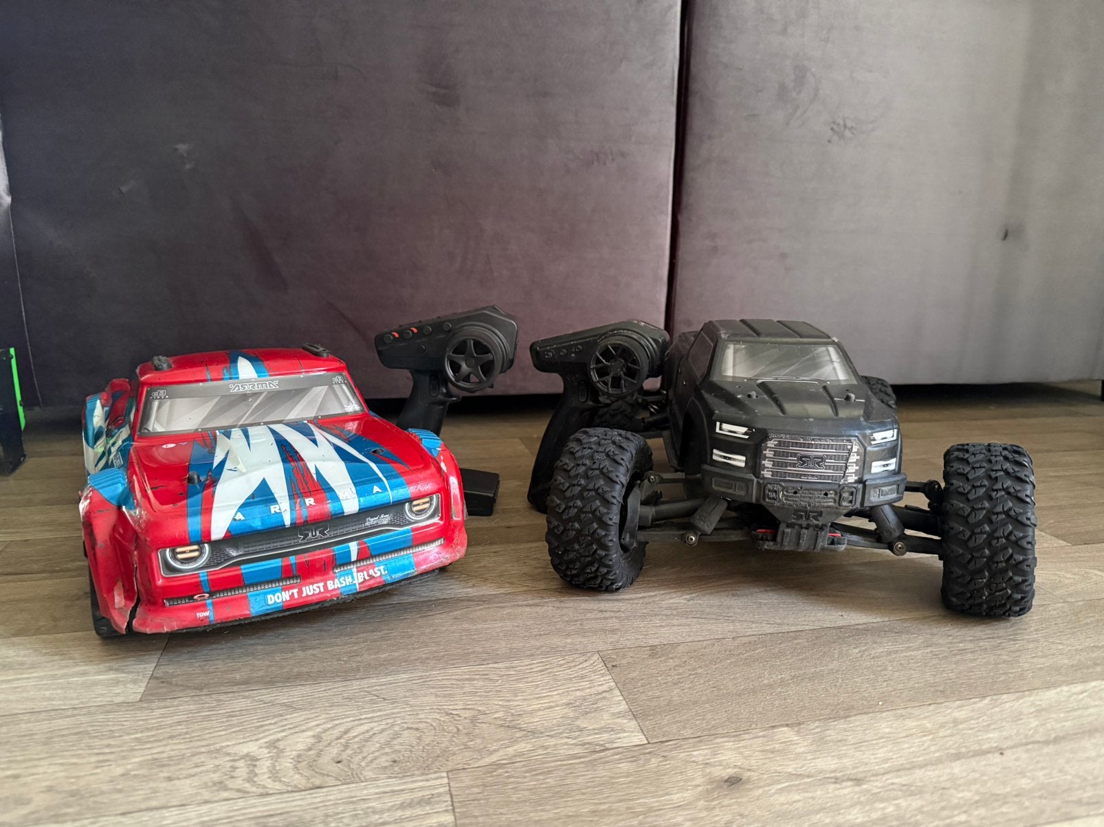 Arrma vendetta & arrma BIG rock rc autos, Hobby en Vrije tijd, Ophalen of Verzenden, Zo goed als nieuw, Auto offroad