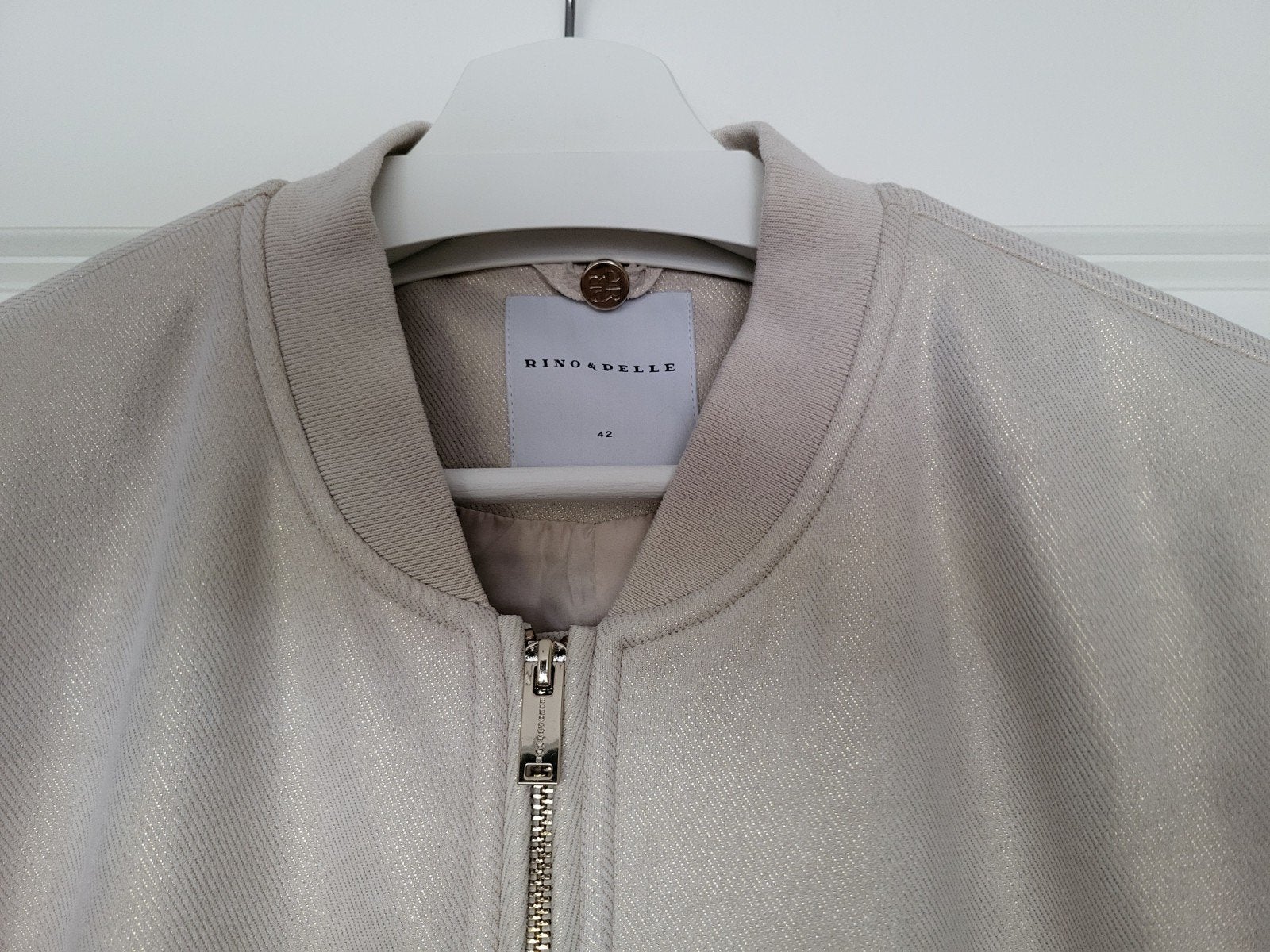 Rino & Pelle bomberjack beige/goud, maat 42, Beige, Maat 42/44 (L), Nieuw, Ophalen of Verzenden