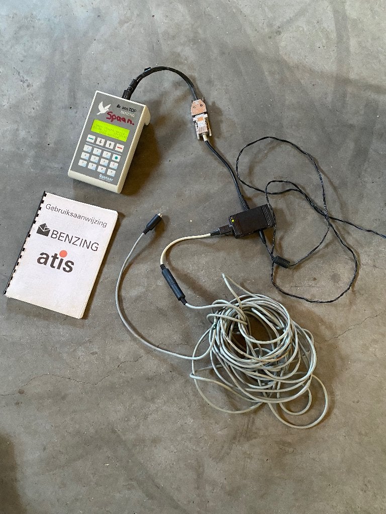 Atis top benzing duivenklok met toebehoren, Mannelijk, Postduif