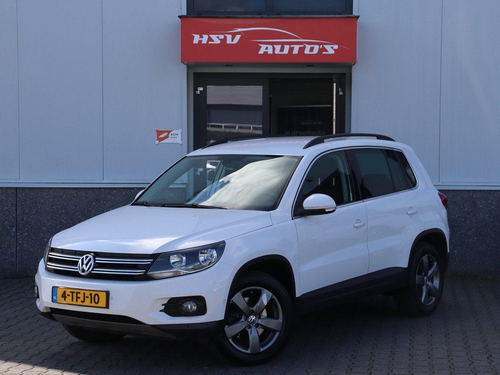 Volkswagen Tiguan 2.0 TSI Sport&Style 4Motion navi LEER auto, Auto's, Automaat, Euro 5, Gebruikt, 4 cilinders