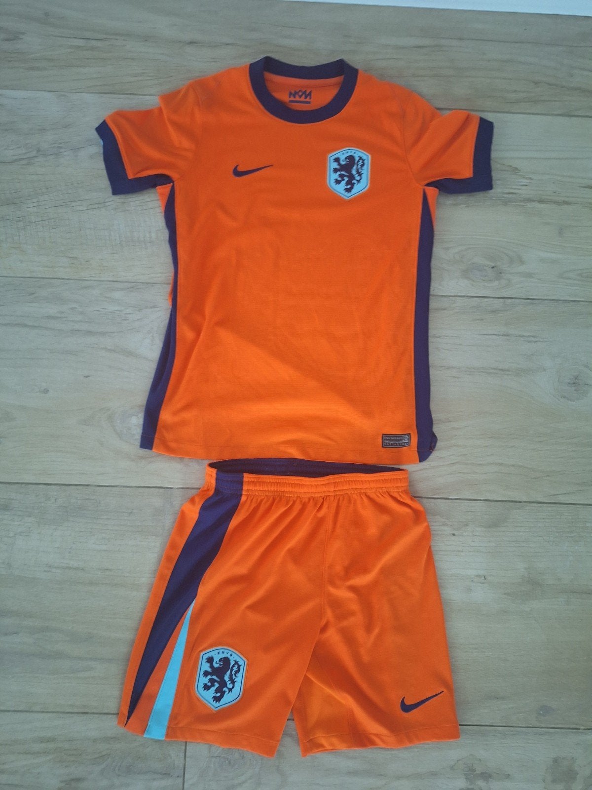 Oranje voetbaltenue Nike - Maat 147-158 cm, Ophalen of Verzenden, Gebruikt, Nike, Jongen of Meisje