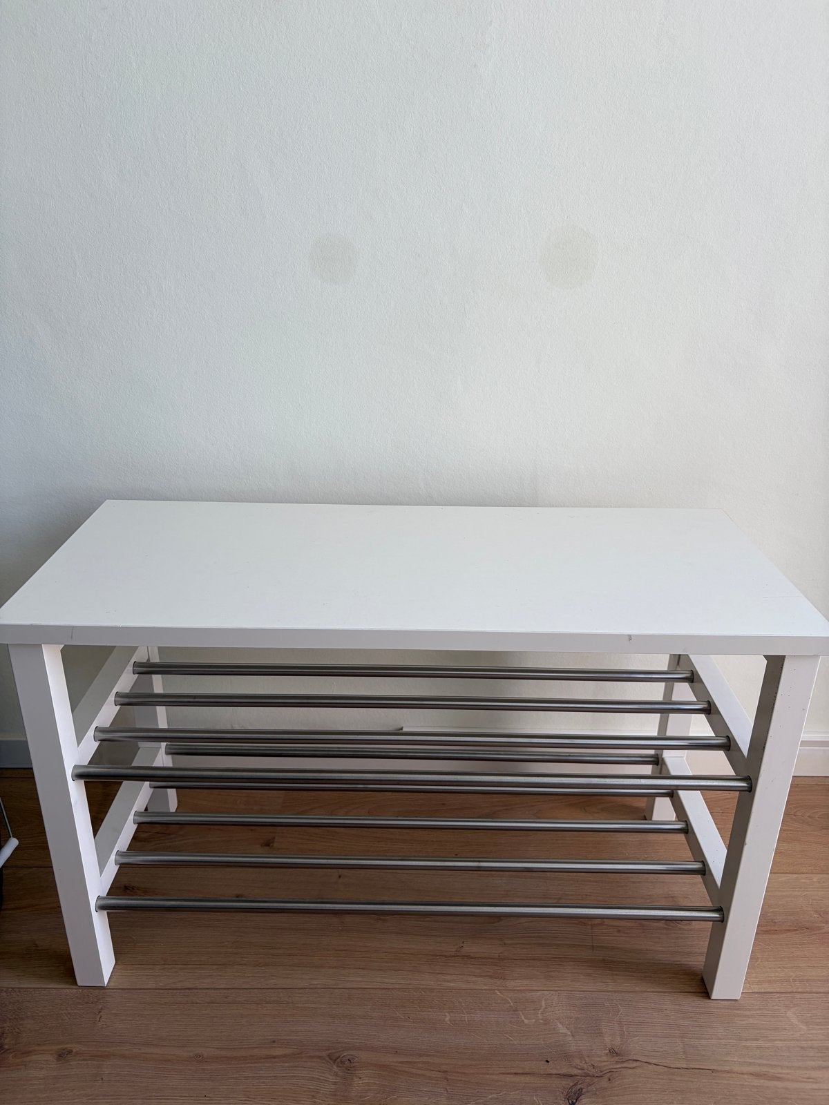 Witte schoenenbank met metalen rekken IKEA, Ophalen, Gebruikt