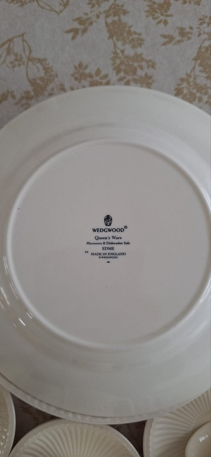 4-delig Wedgwood Edme servies: ontbijt, diner, kop en schote, Ophalen of Verzenden, Zo goed als nieuw, Wedgwood, Aardewerk