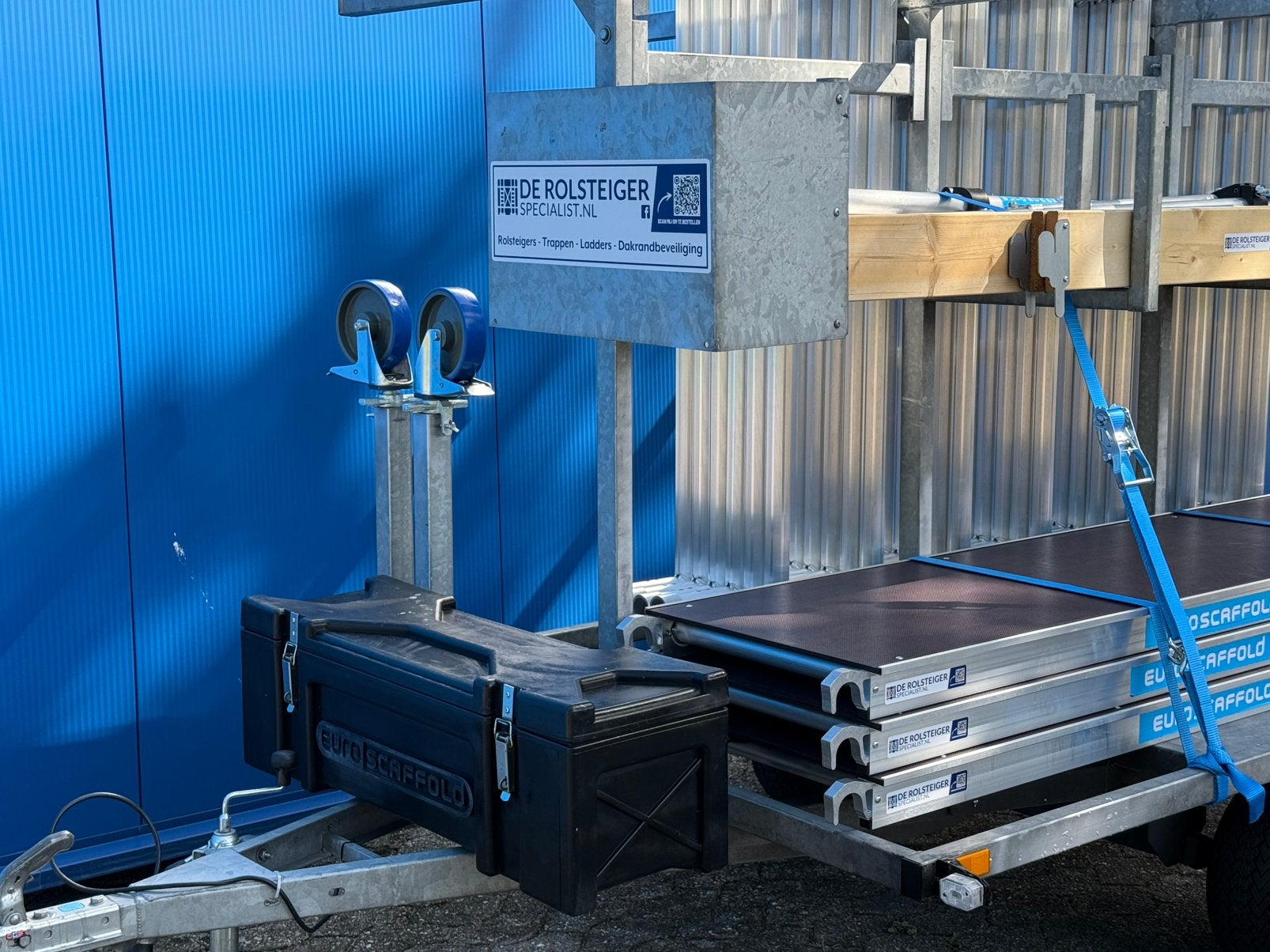 Euroscaffold Rolsteiger 135x250x8,2m NIEUW + gebruikte kar, Doe-het-zelf en Verbouw, Ophalen of Verzenden, Gebruikt, Rolsteiger of Kamersteiger