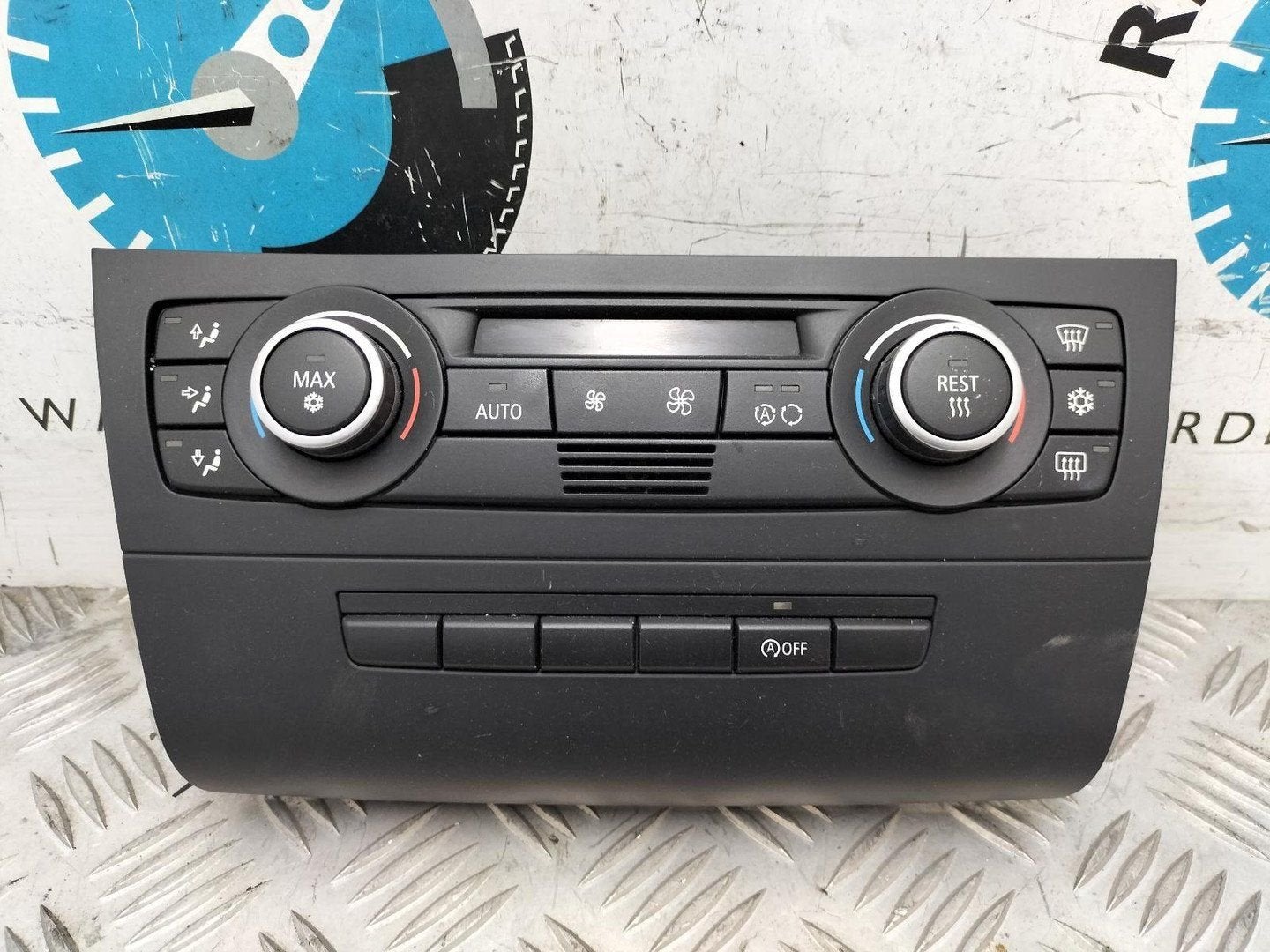 BMW 1 SERIES 118i Business Line  KACHEL BEDIENINGSPANEEL 200, Ophalen of Verzenden, Gebruikt, ARN erkend