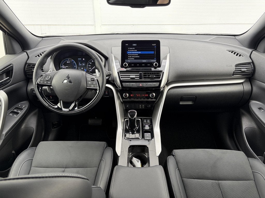 Mitsubishi Eclipse Cross 2.4 PHEV Business Intense+ / Achter, Automaat, 188 pk, 14 kWh, Euro 6