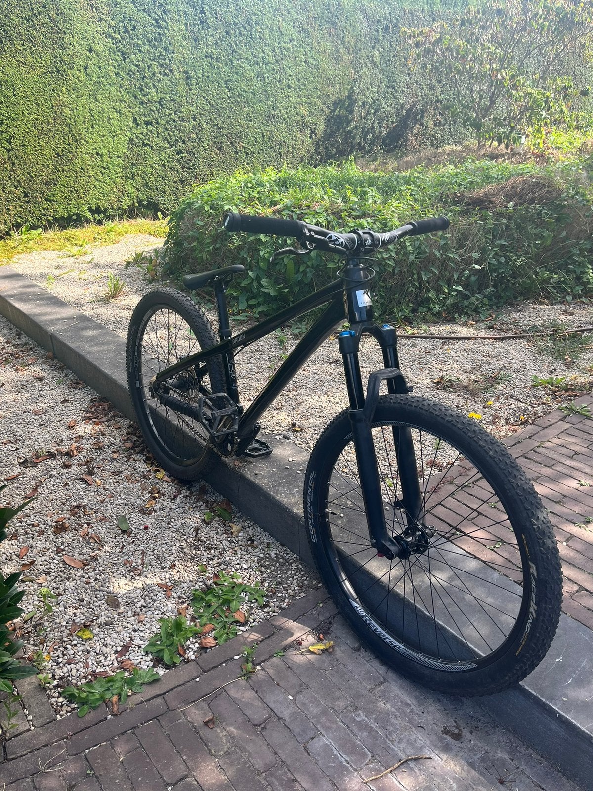 Radon custom dirt jumper, Ophalen, 24 inch of meer, Stuur 360° draaibaar, Aluminium