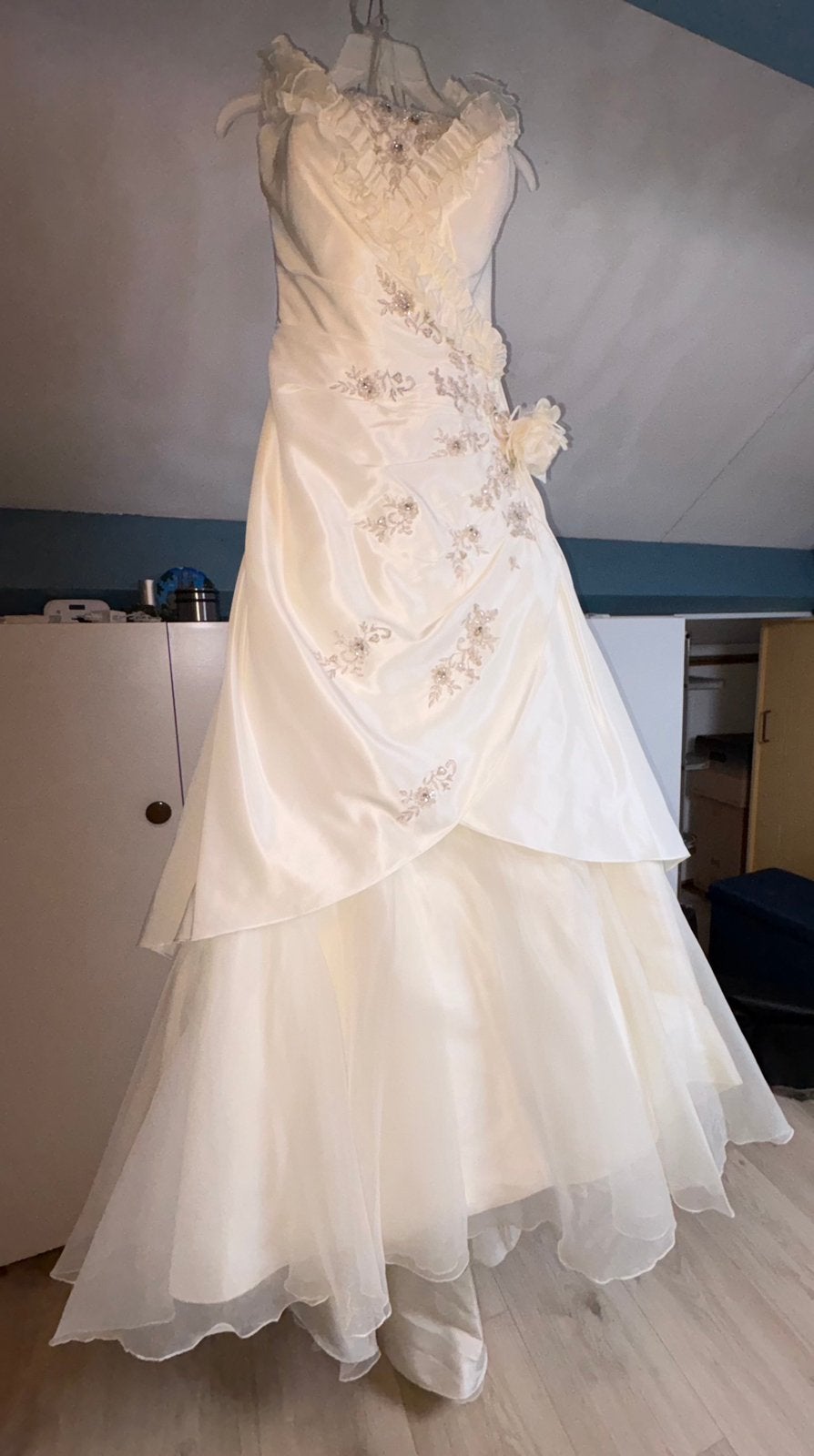 Elegante ivoorwitte trouwjurk, Trouwjurk, Ophalen of Verzenden, Zo goed als nieuw, Wit