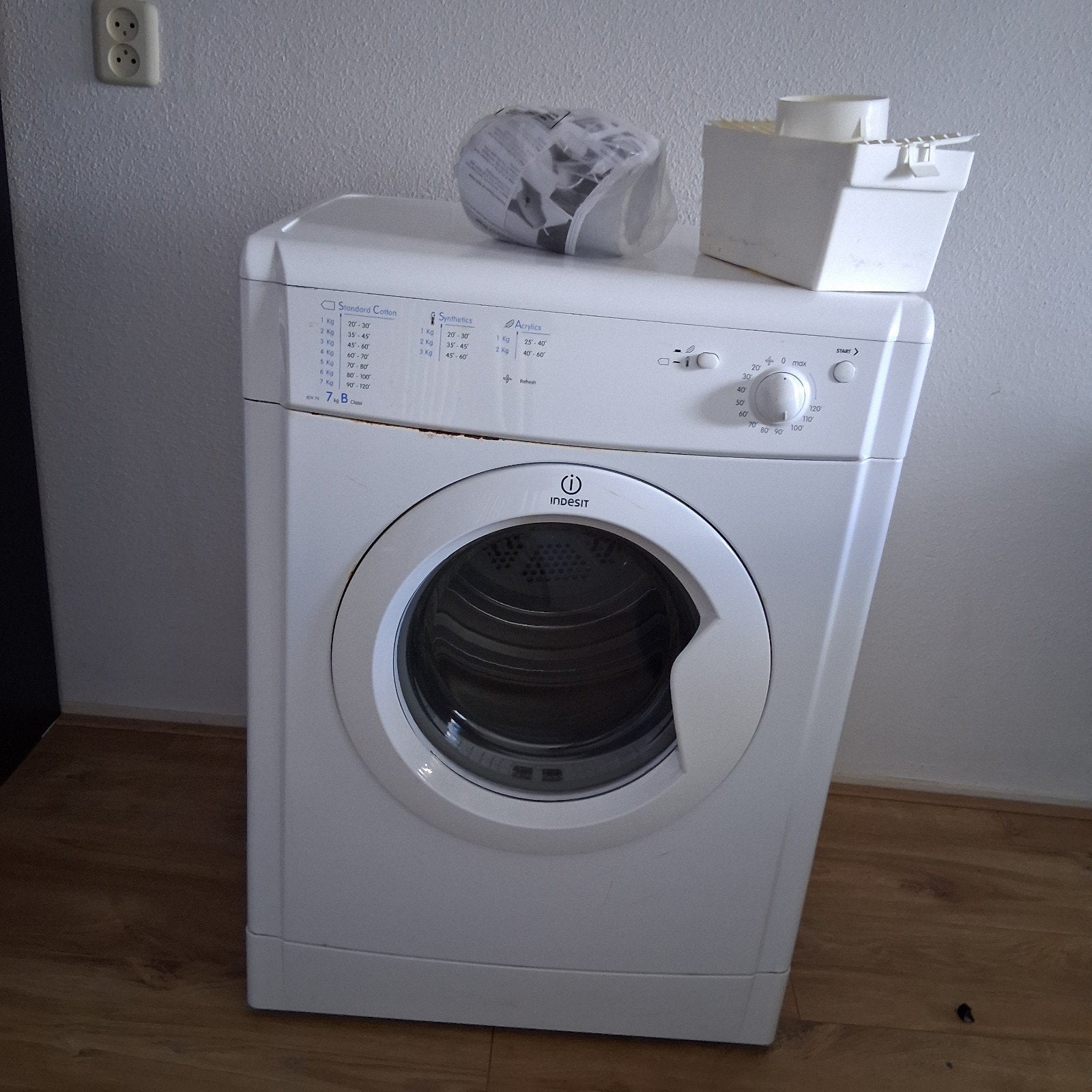 Indesit Luchtafvoer Wasdroger - 7 kg, Witgoed en Apparatuur, Wasdrogers, 6 tot 8 kg, Gebruikt, Luchtafvoer, Ophalen of Verzenden