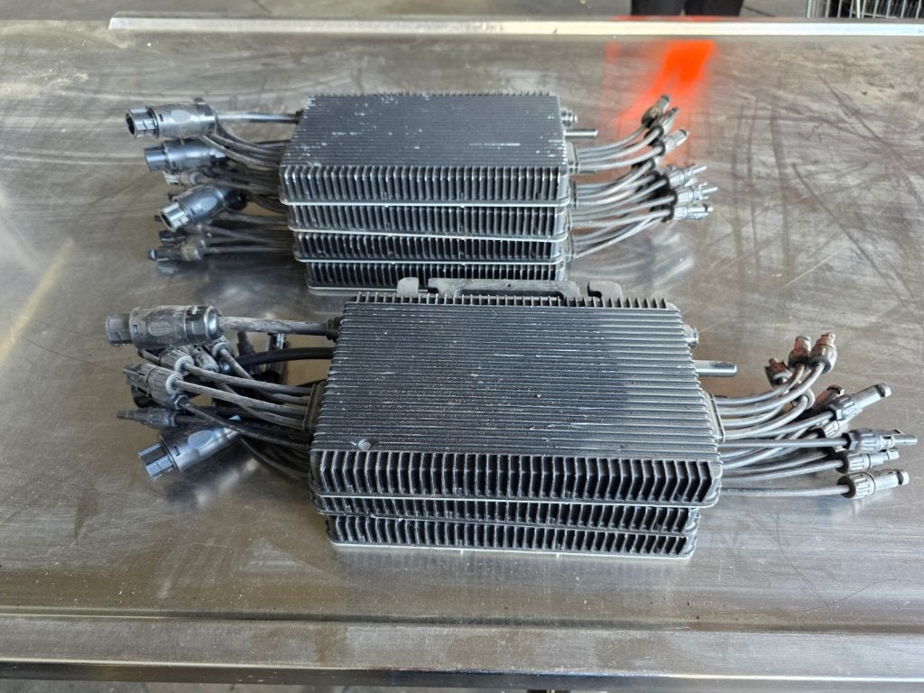 tk:Hoymiles HM-1500 PV Microinverter / Micro-omvormer 1500VA, Doe-het-zelf en Verbouw, Elektra en Kabels, Ophalen of Verzenden