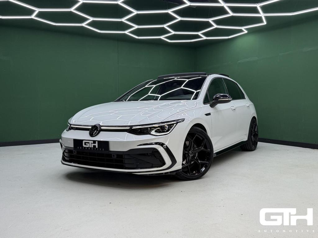 Volkswagen Golf 1.5 eTSI R-Line H/K | IQ | Keyless | Pano, 1498 cc, 4 cilinders, 150 pk, Wit