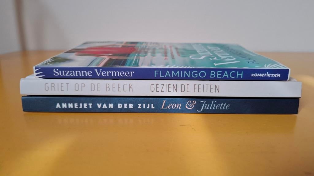 3 boekjes, boekenweekgeschenk en zomerlezen, Ophalen of Verzenden, Nieuw