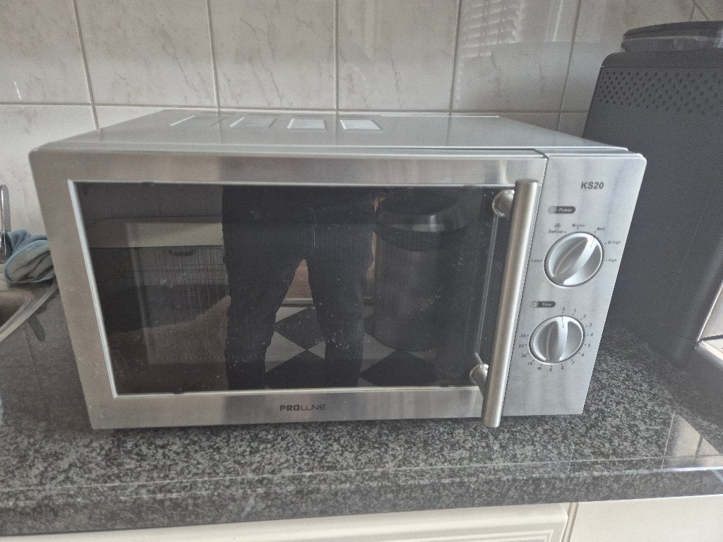 Proline KS20 Vrijstaande Magnetron, Ophalen, Draaiplateau, Magnetron, Zo goed als nieuw
