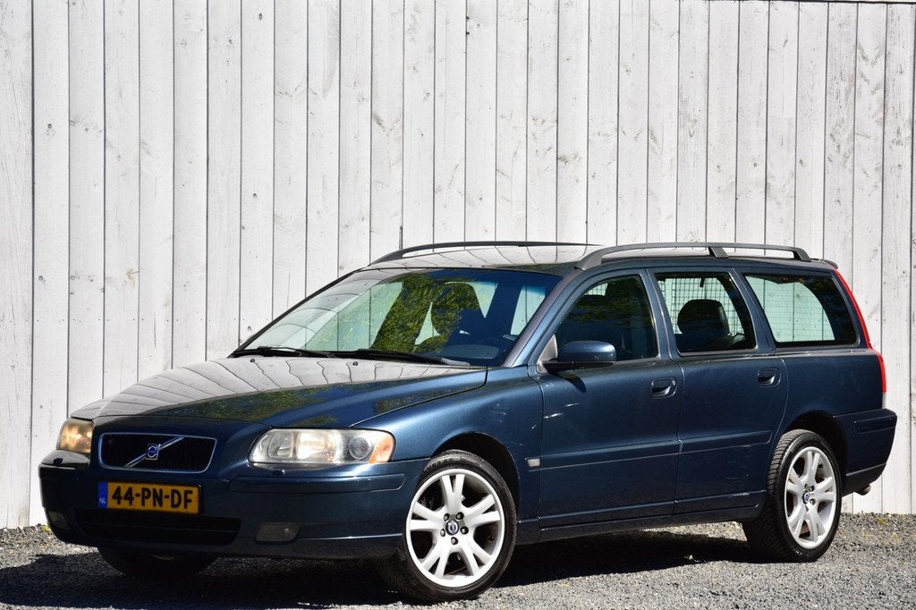 Volvo V70 2.5T Momentum | Automaat | Motorisch goed! |, 1525 kg, Zwart, Blauw, 2521 cc