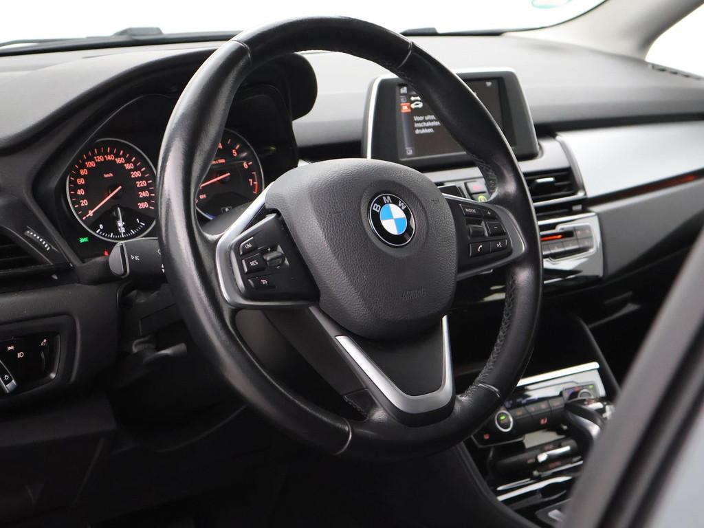 BMW 2-serie Active Tourer 225XE 224 PK HYBRID XDRIVE EXECUTI, Automaat, 8 kWh, Stof, Gebruikt