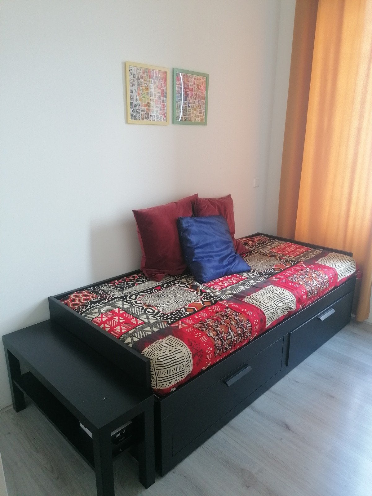 Zo goed als nieuw- Brimnes bedbank 80x200cm, incl matrassen, Ophalen, Zwart, Tweepersoons, Zo goed als nieuw
