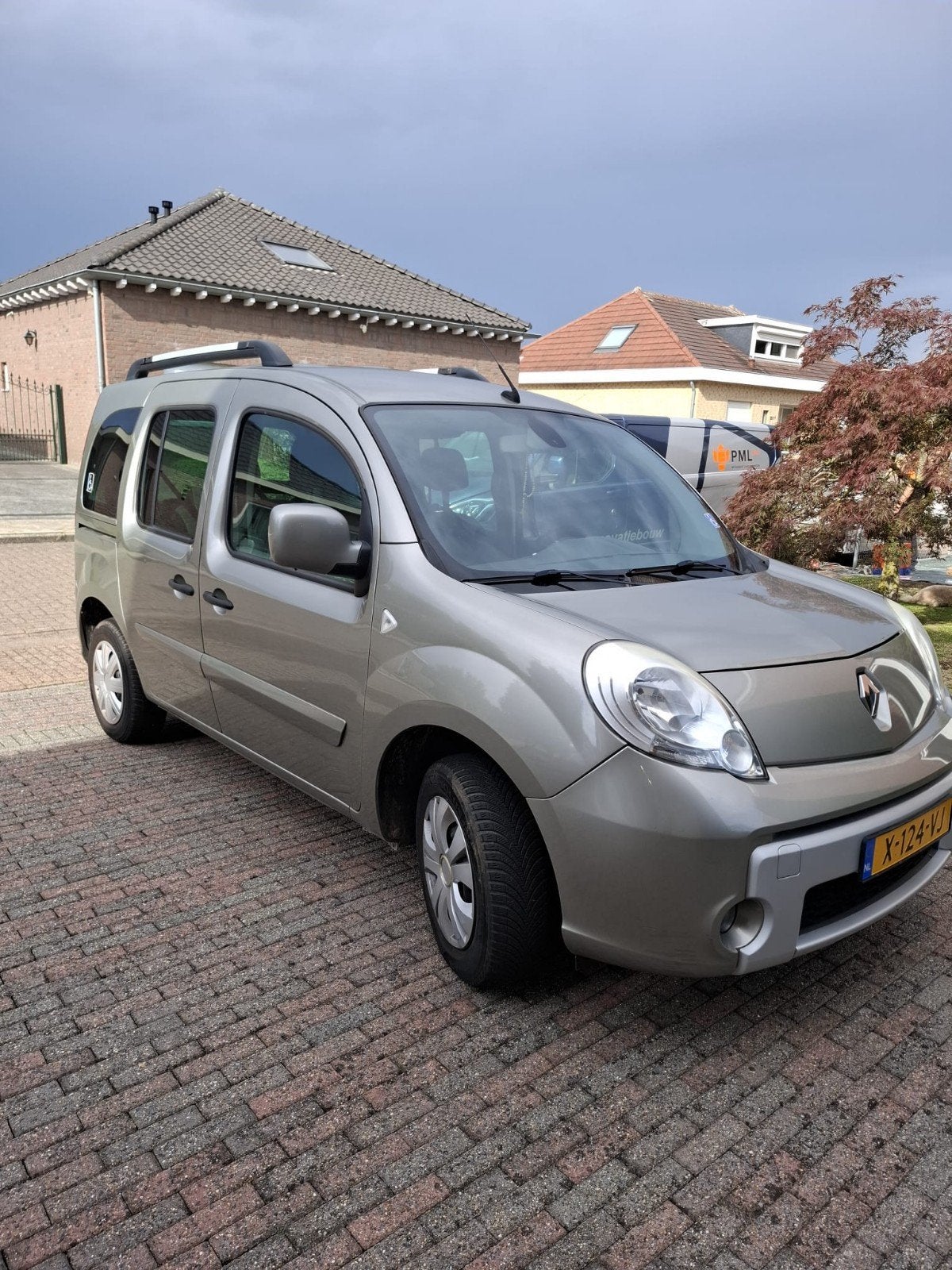 Renault Kango rolstoelauto 3 +1 pers., Stof, Overige carrosserieën, Adaptieve lichten, Particulier