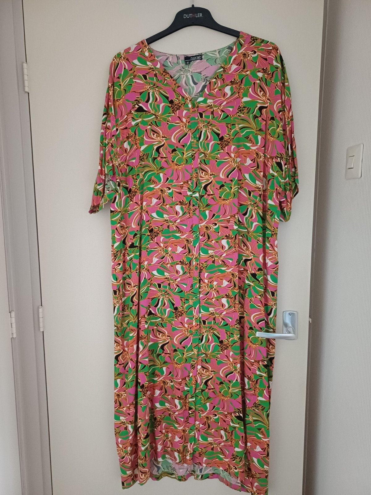 Luchtige jurk Norah maat 46, bloemenprint, 100% Rayon, Meerkleurig, Maat 46/48 (XL) of groter, Ophalen of Verzenden, Norah
