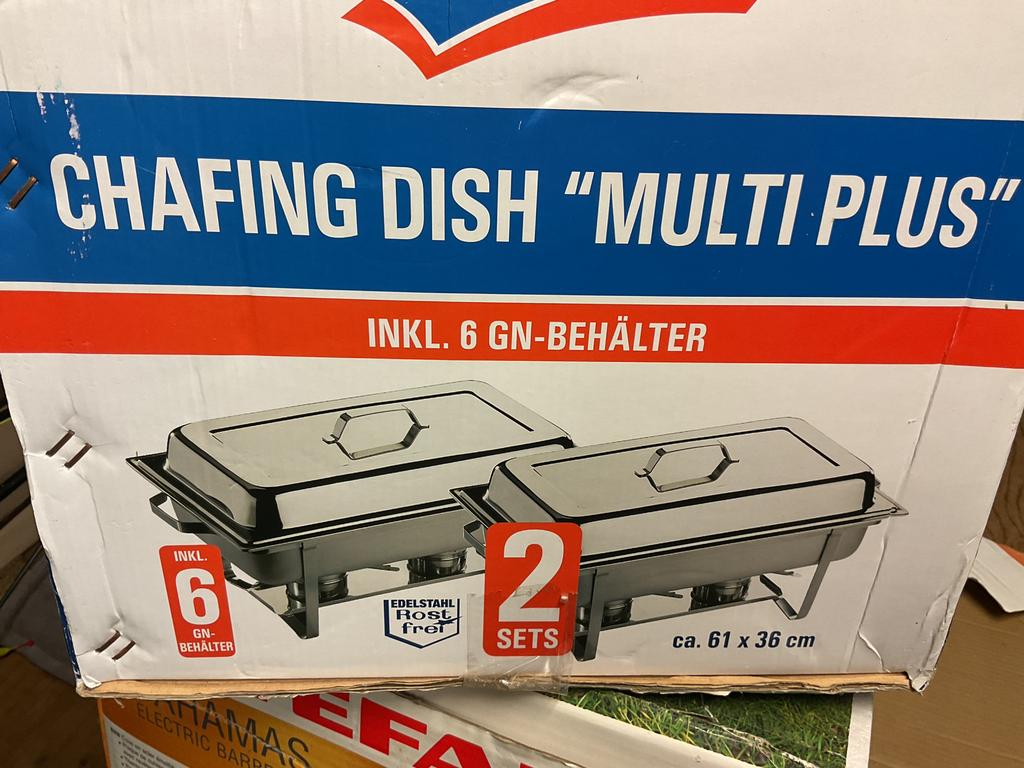 2 Chafingdish  zgan 1 keer gebruikt voor feest multi, Auto, Groter dan 1:32, Zo goed als nieuw, Ophalen