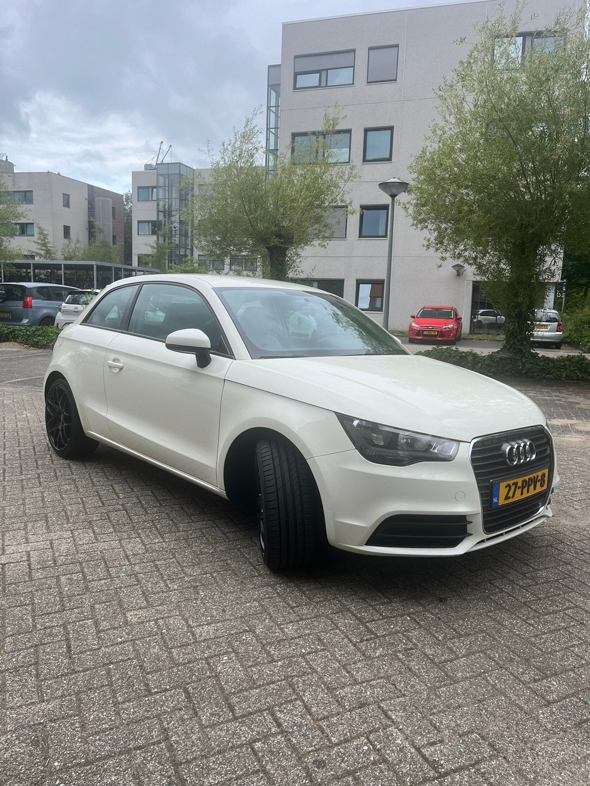 Audi A1 1.2 Tfsi 63KW 2011 Wit, Auto's, Audi, Voorwielaandrijving, 4 cilinders, 4 stoelen, Wit