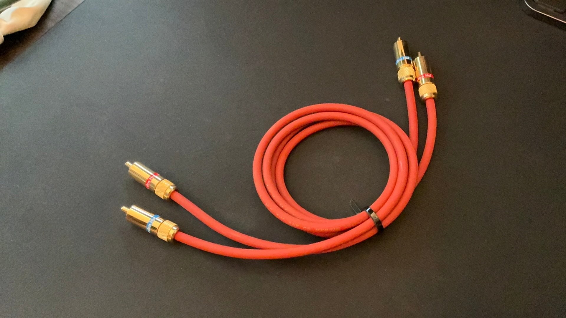 RCA-interconnect Van den Hul, Ophalen of Verzenden, Zo goed als nieuw, Minder dan 2 meter, Interlink-kabel
