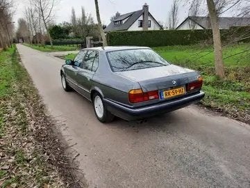 BMW 7-Serie 3.4 I 735 AUT K6 1987 Grijs, Auto's, Automaat, 3430 cc, Achterwielaandrijving, 650 kg