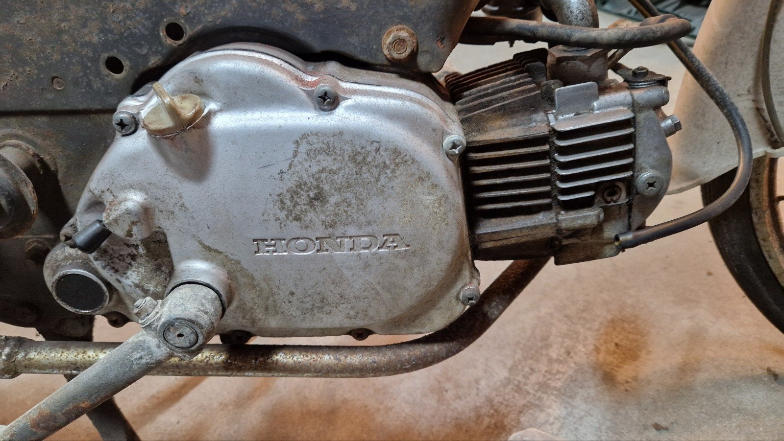 Honda pc50 motor bovenliggende nokkenas, Ophalen of Verzenden, Gebruikt, Carburateur, Overige merken