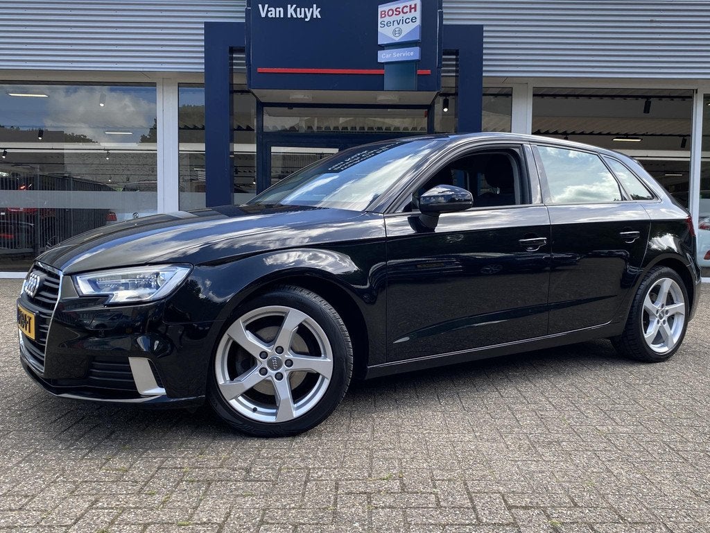 Audi A3 Sportback 1.0 TFSI Design Pro Line / Automaat / 61.0, Stof, Gebruikt, 116 pk, Zwart