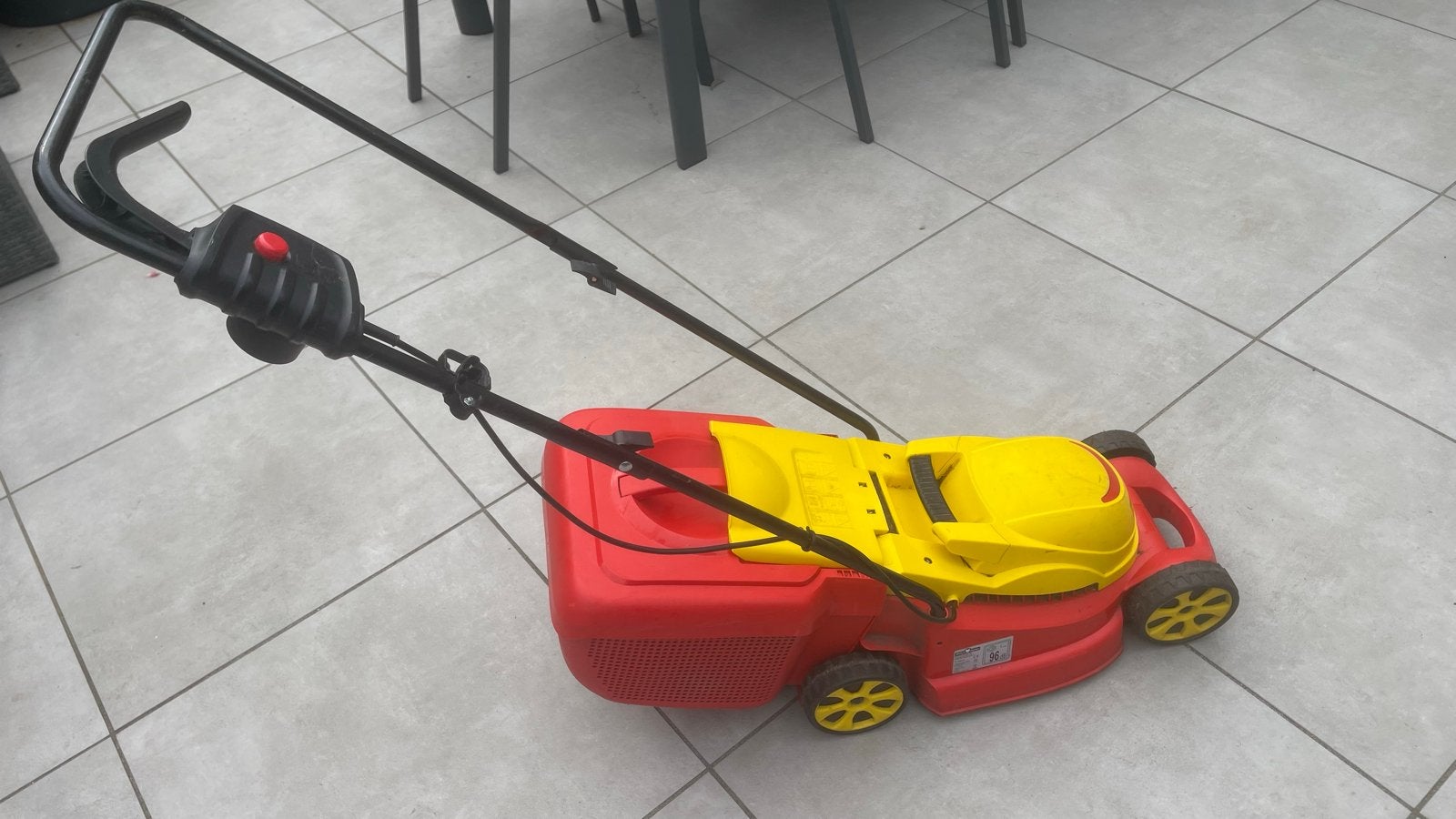 Wolf Garten elektrische grasmaaier met stroomkabel, Ophalen, Cirkelmaaier, Gebruikt, Elektrische grasmaaier