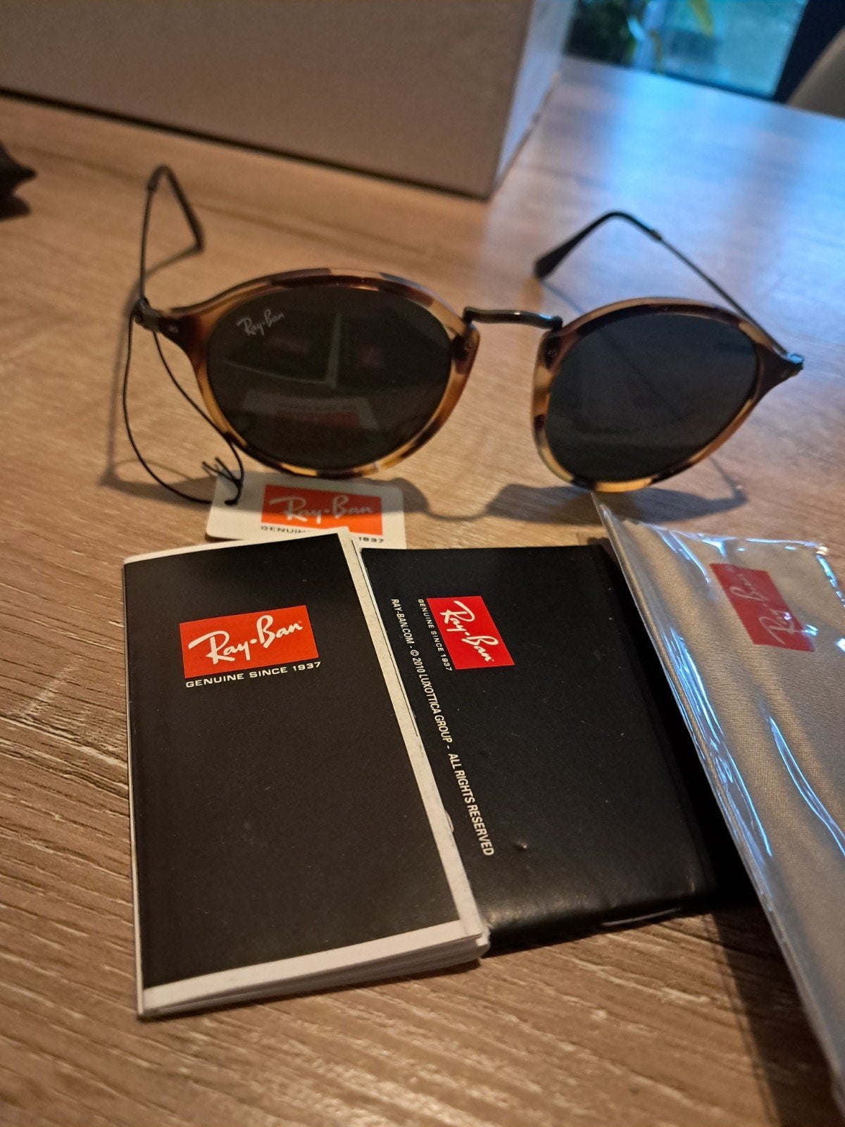 Ray-Ban Zonnebril - Nieuw met etui en doekje, Zonnebril, Bruin, Nieuw, Ophalen of Verzenden