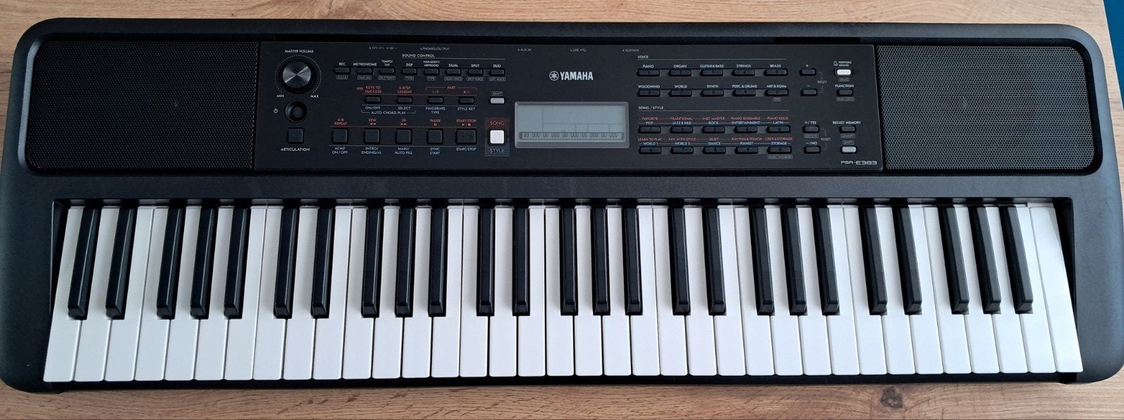 Yamaha PSR-E363 en Roland E-X10 keyboard, Muziek en Instrumenten, Ophalen of Verzenden, Zo goed als nieuw, 61 toetsen, Aanslaggevoelig